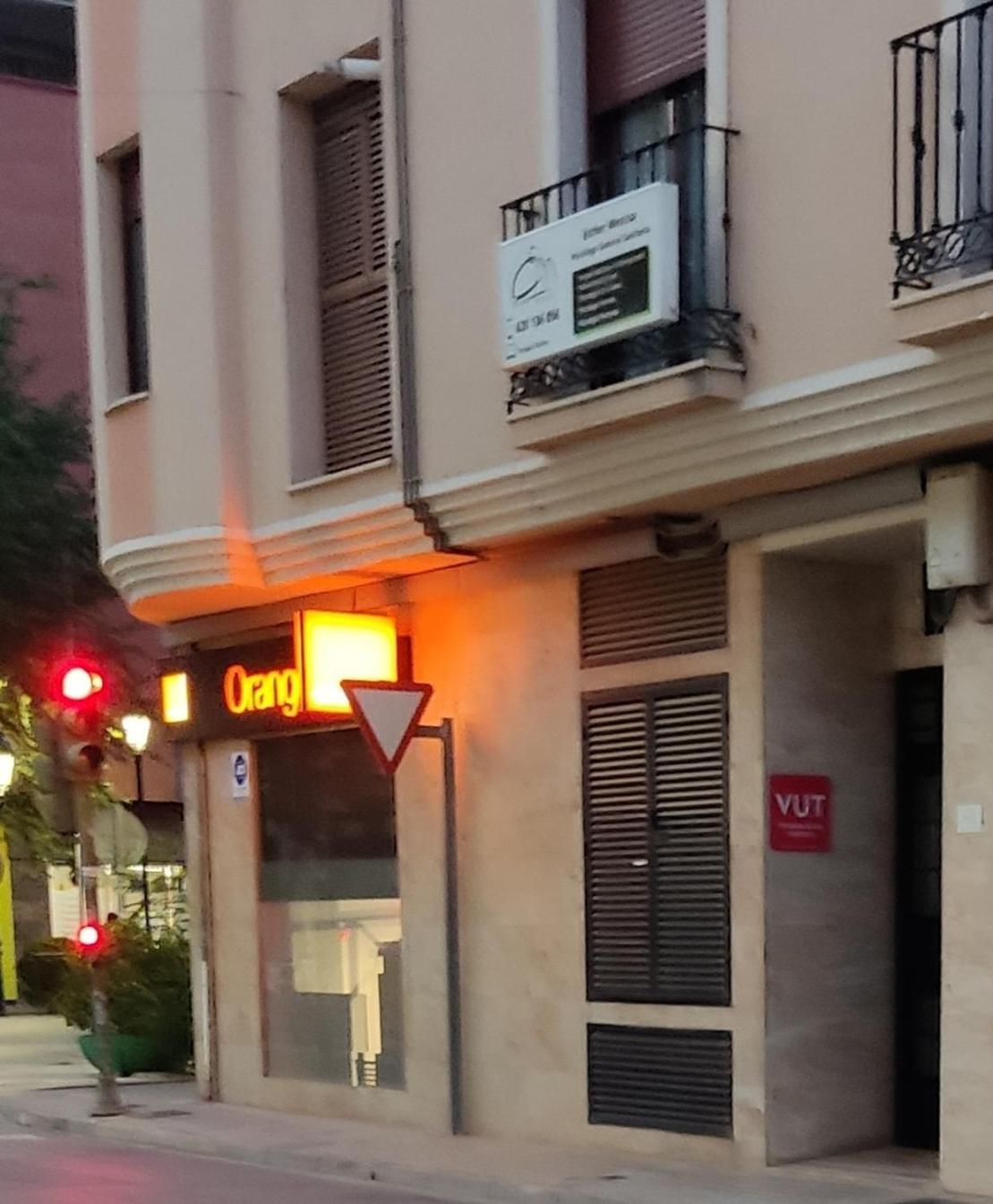Appartement Luz De La Avenida à Tomelloso Extérieur photo
